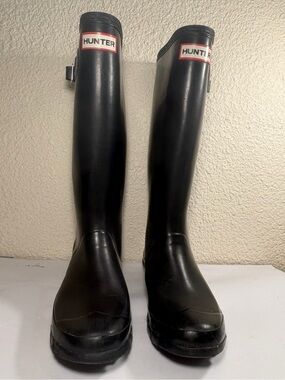 Hunter Black Tall Gloss Rain Boots